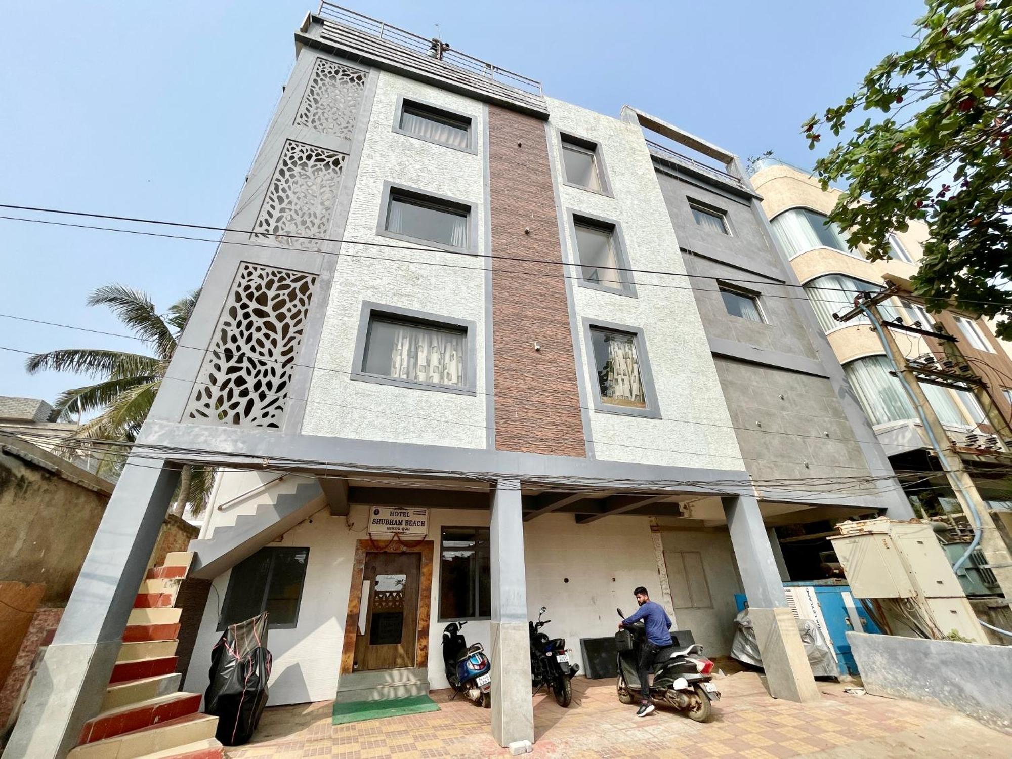 Hotel Subham Beach Inn ! Puri Near-Sea-Beach-And-Temple Fully-Air-Conditioned-Hotel With-Lift-And-Parking-Facility Exteriér fotografie