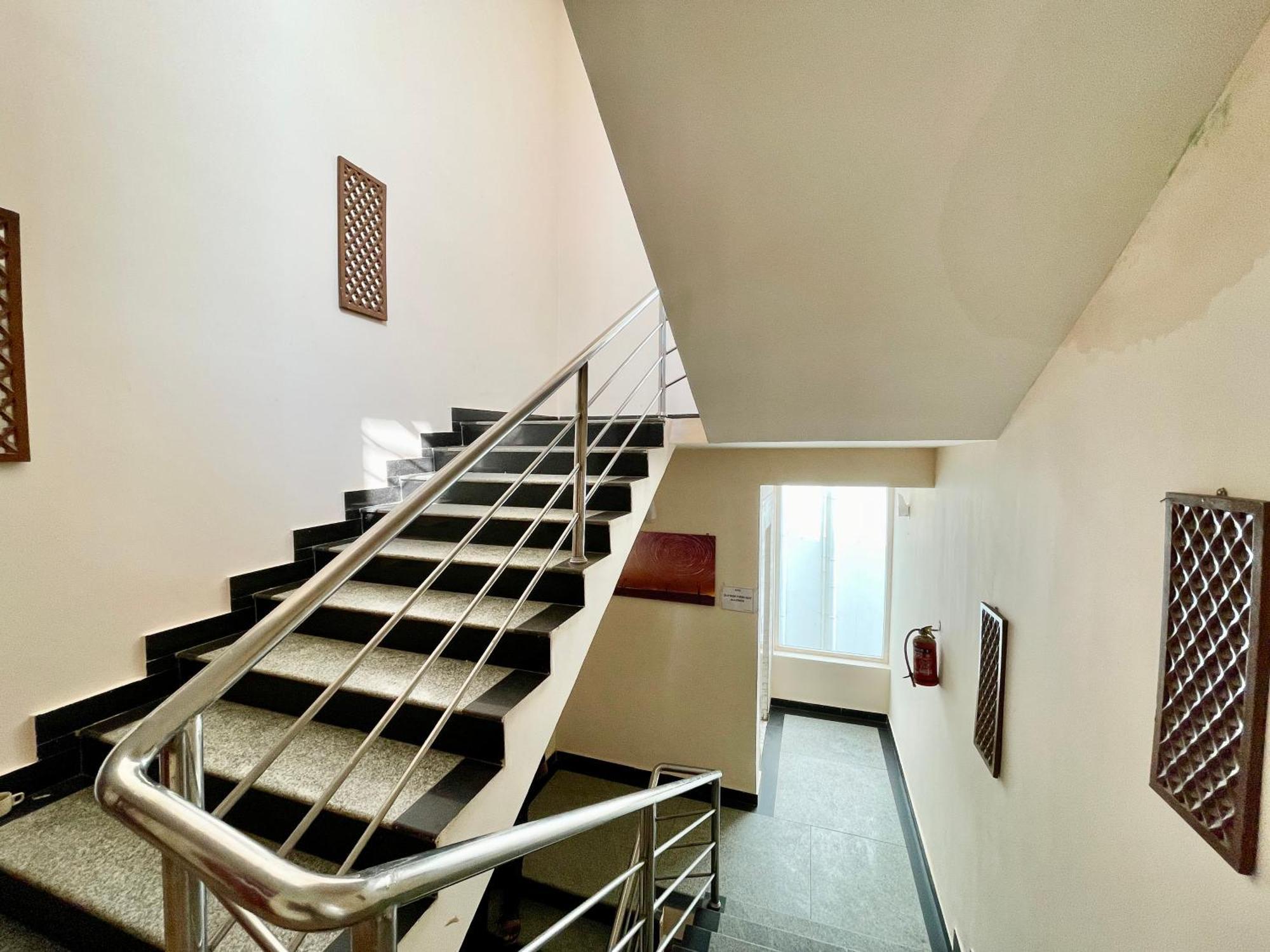 Hotel Subham Beach Inn ! Puri Near-Sea-Beach-And-Temple Fully-Air-Conditioned-Hotel With-Lift-And-Parking-Facility Exteriér fotografie